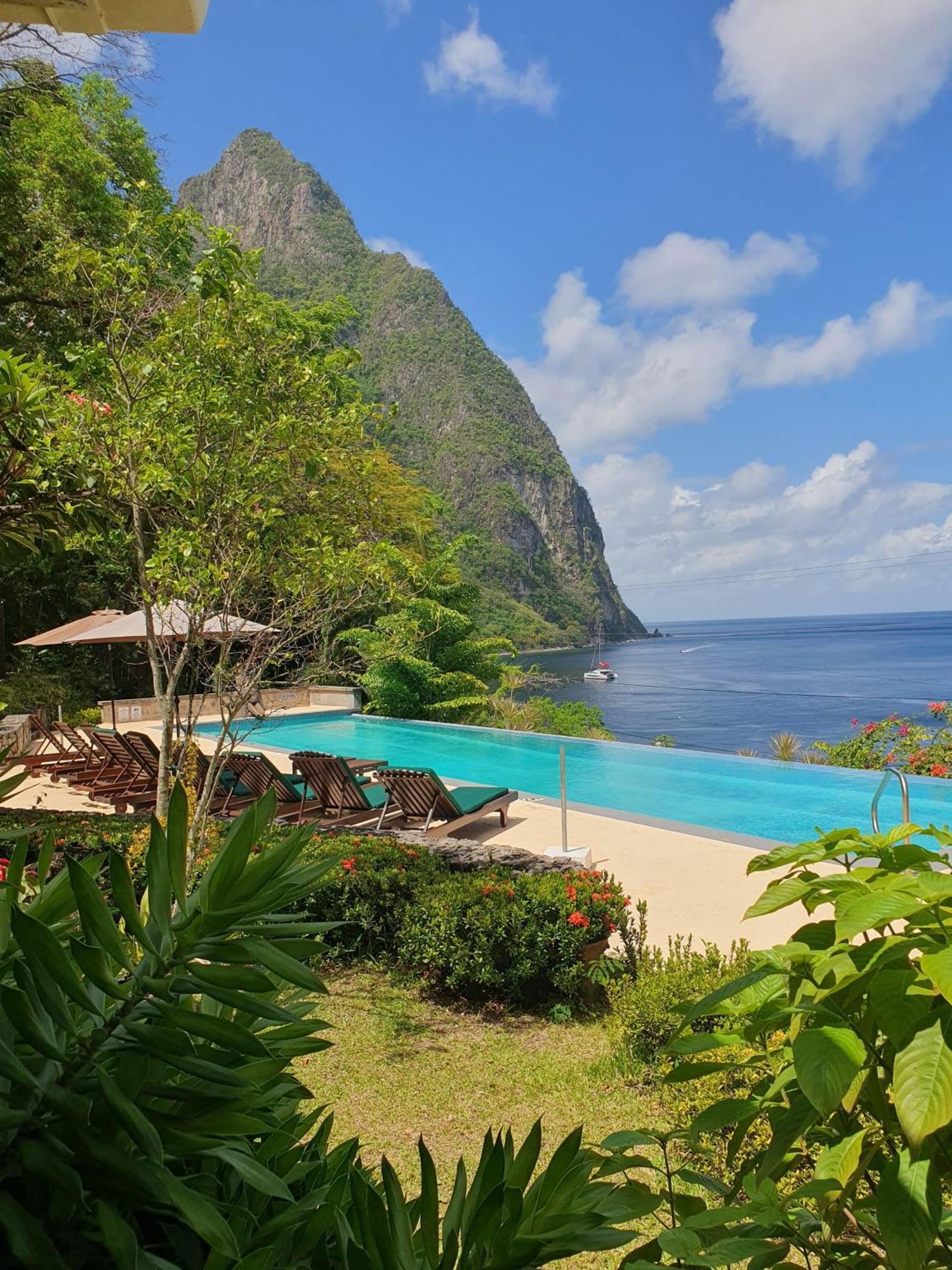Authentic St, Lucian Experience At Prestigious 2-Bed Villa - Colibri Cottage Villa Soufrière Buitenkant foto