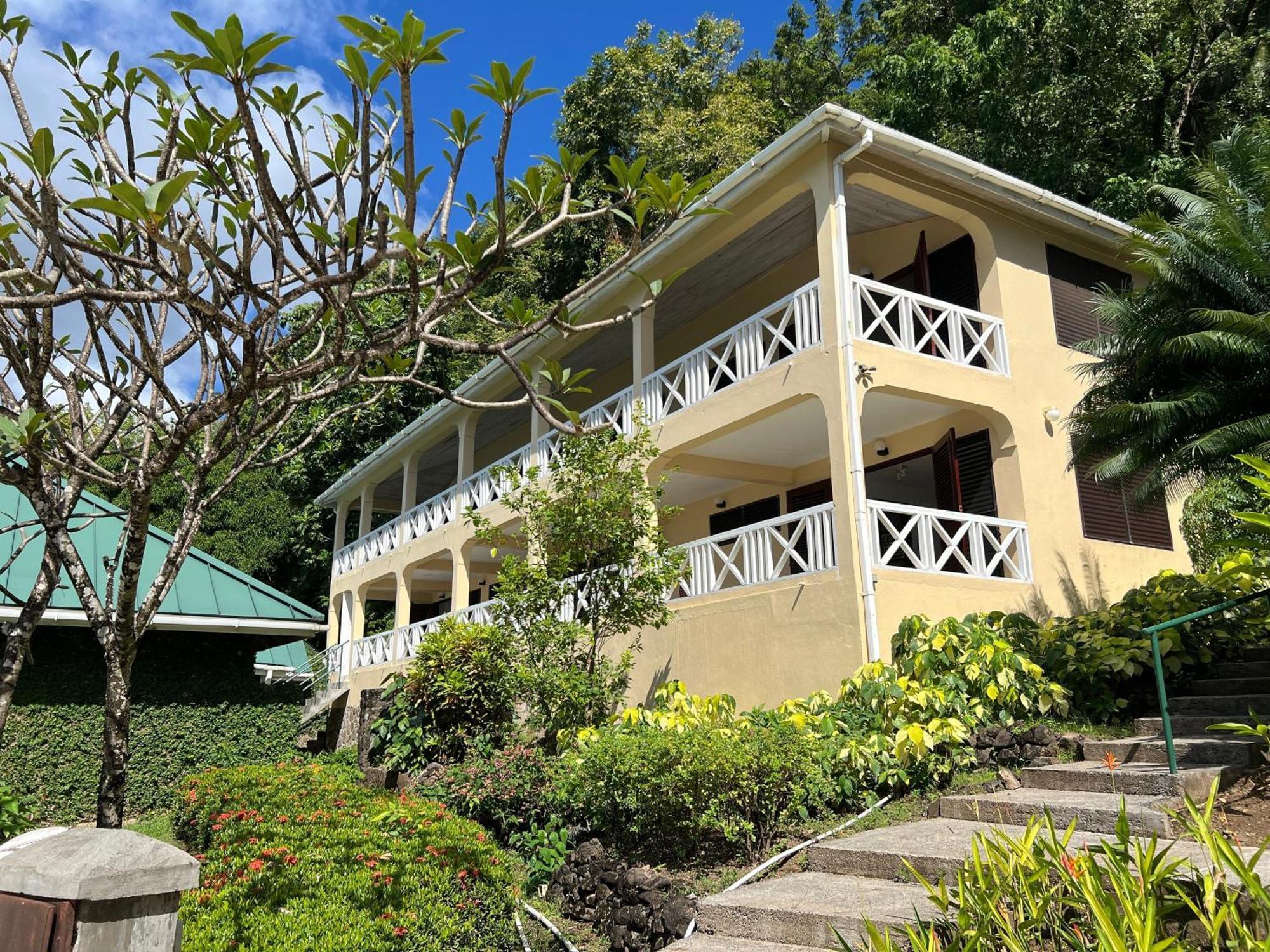 Authentic St, Lucian Experience At Prestigious 2-Bed Villa - Colibri Cottage Villa Soufrière Buitenkant foto