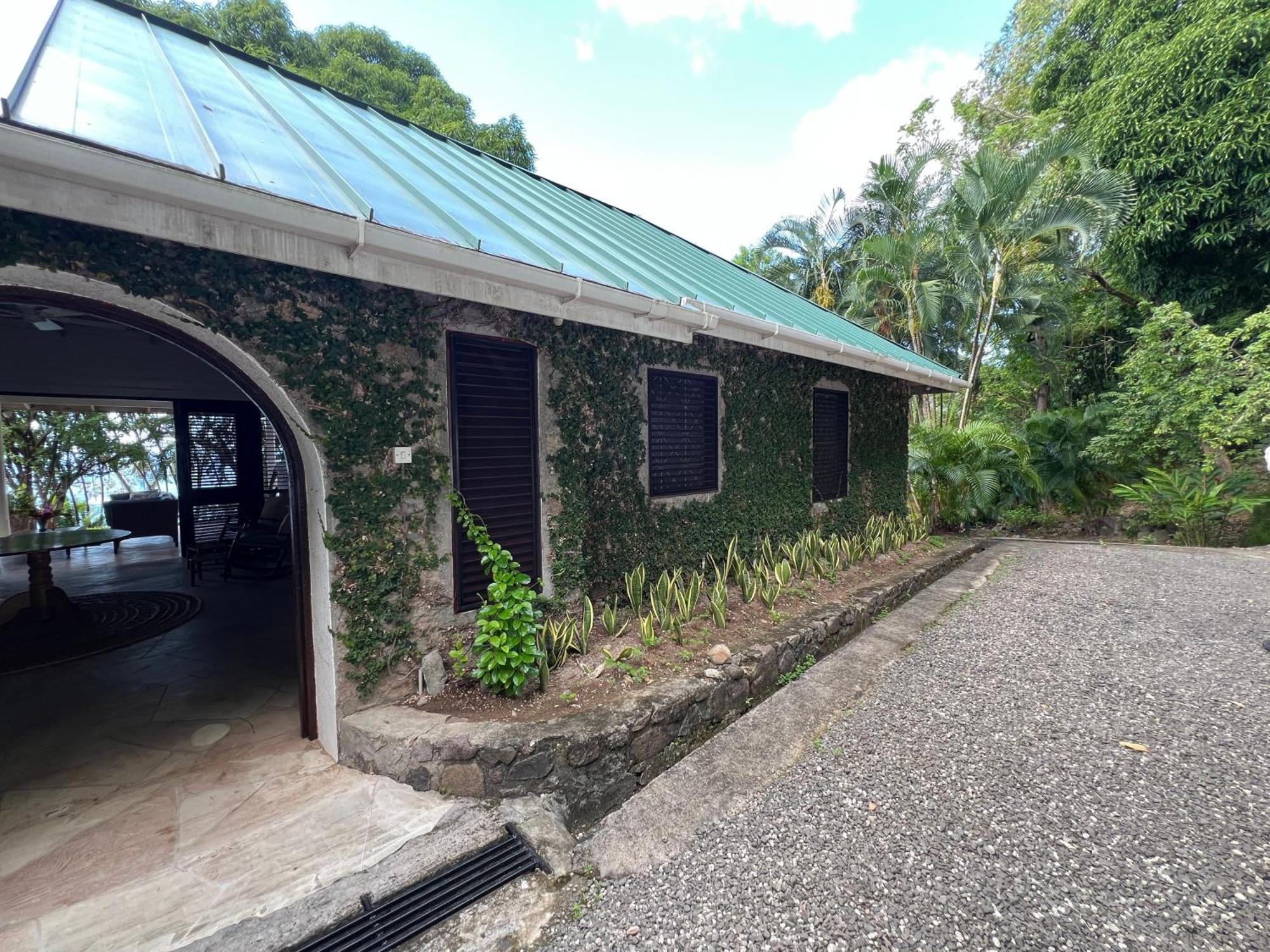 Authentic St, Lucian Experience At Prestigious 2-Bed Villa - Colibri Cottage Villa Soufrière Buitenkant foto